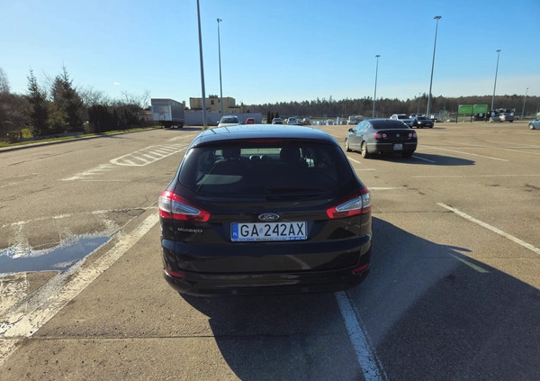 Ford Mondeo cena 25830 przebieg: 226000, rok produkcji 2011 z Gdynia małe 11